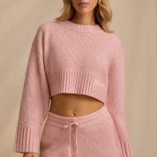 knit-classics-cropped-jumper-blush-pink_5_250120083017.jpg