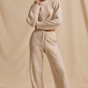 knit-classics-mid-rise-joggers-cream-marl_5_241023084621.jpg