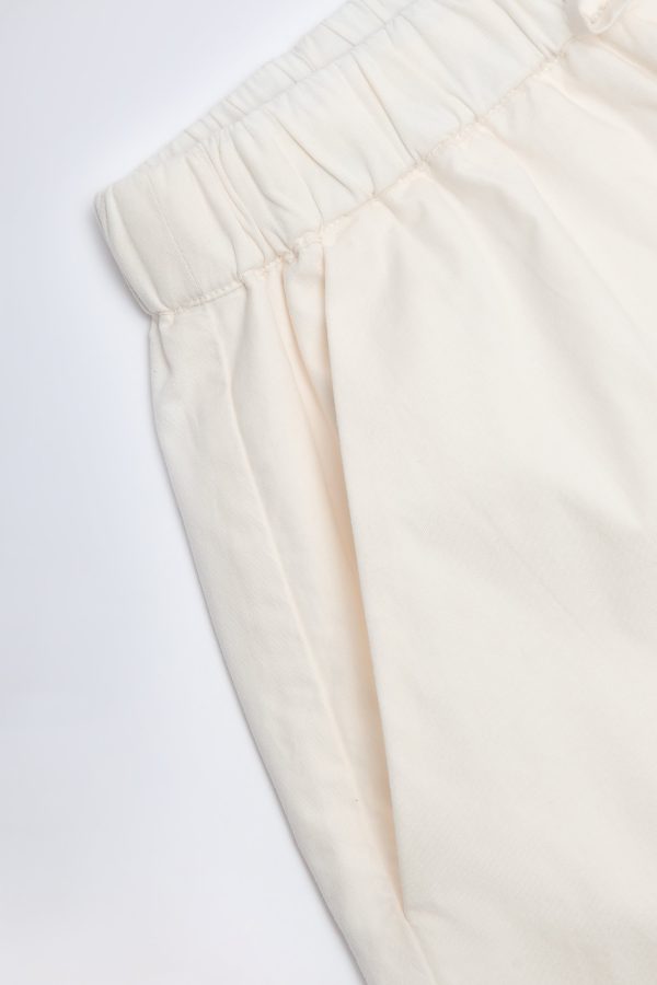 lariana-mid-rise-shorts-white_5_250505035427.jpg