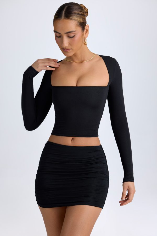 layna-modal-halterneck-ruched-top-black_5_241114053537.jpg