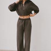 mid-rise-wide-leg-joggers-brown_1_250307040057.jpg