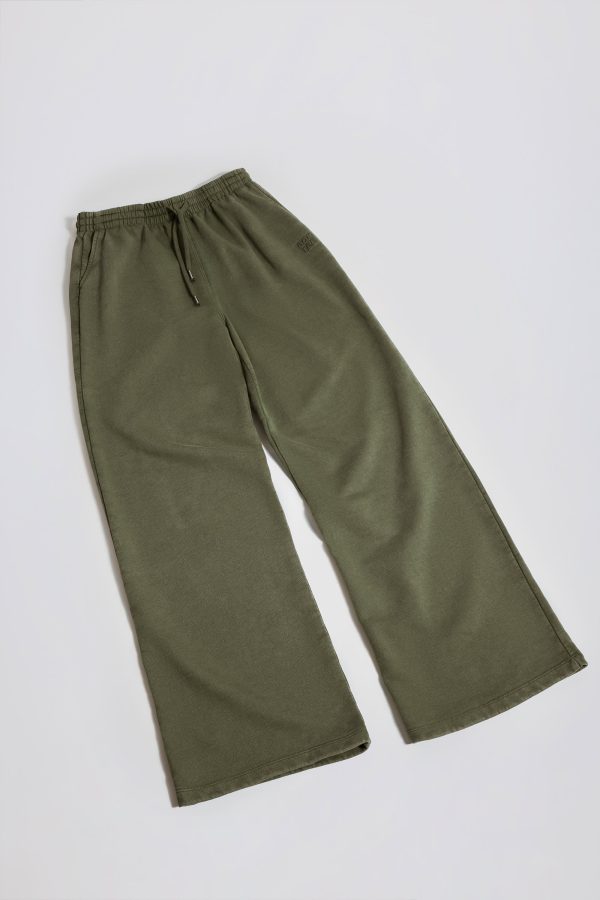 mid-rise-wide-leg-joggers-light-green_8_250307035859.jpg