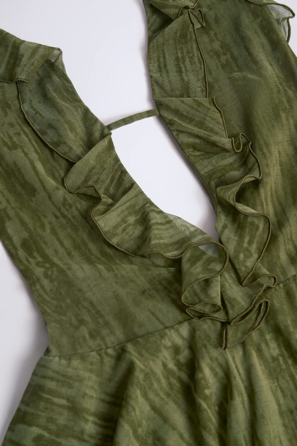 morgaine-ruffled-plunge-halterneck-playsuit-green-print_5_250328033357.jpg