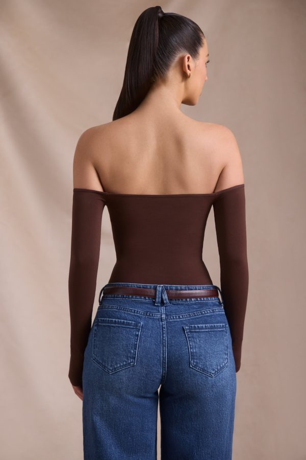pammie-seamless-off-shoulder-long-sleeve-bodysuit-espresso_3_250110042639.jpg