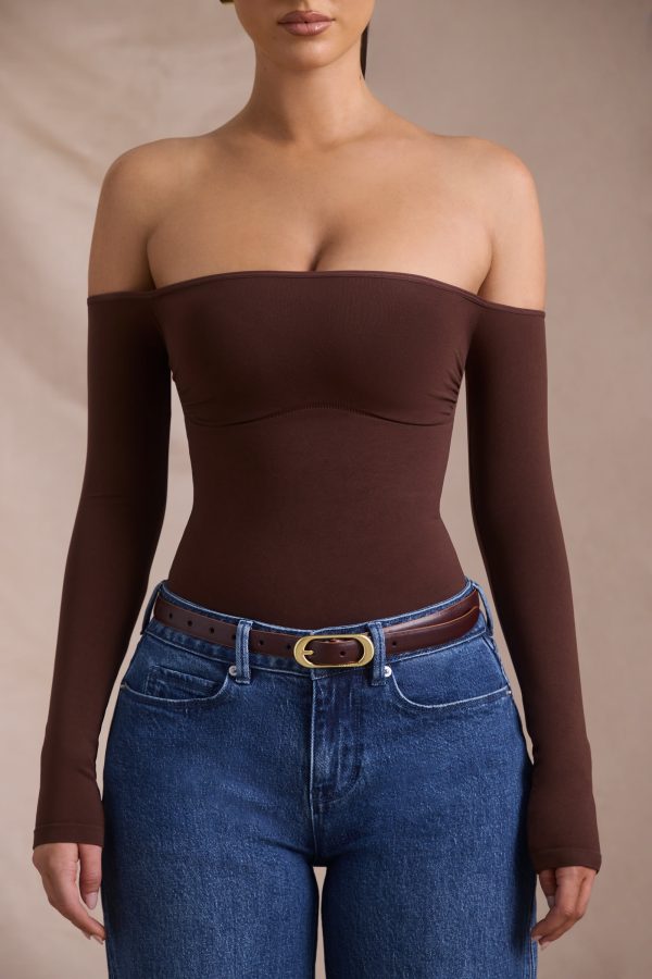 pammie-seamless-off-shoulder-long-sleeve-bodysuit-espresso_5_250110042639.jpg
