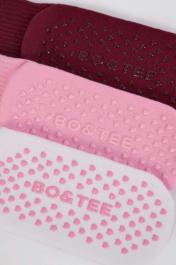 pilates-sock-bundle-multi_3_250204105458.jpg