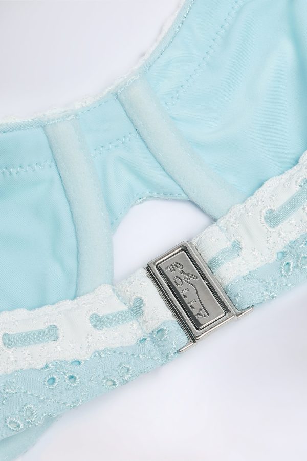 ravello-broderie-anglaise-underwired-balconette-bikini-top-powder-blue_6_250505032335.jpg