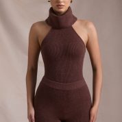 sakari-ribbed-knit-turtleneck-backless-top-espresso_6_250110043327.jpg