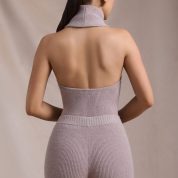 sakari-ribbed-knit-turtleneck-backless-top-taupe_4_250110044357.jpg