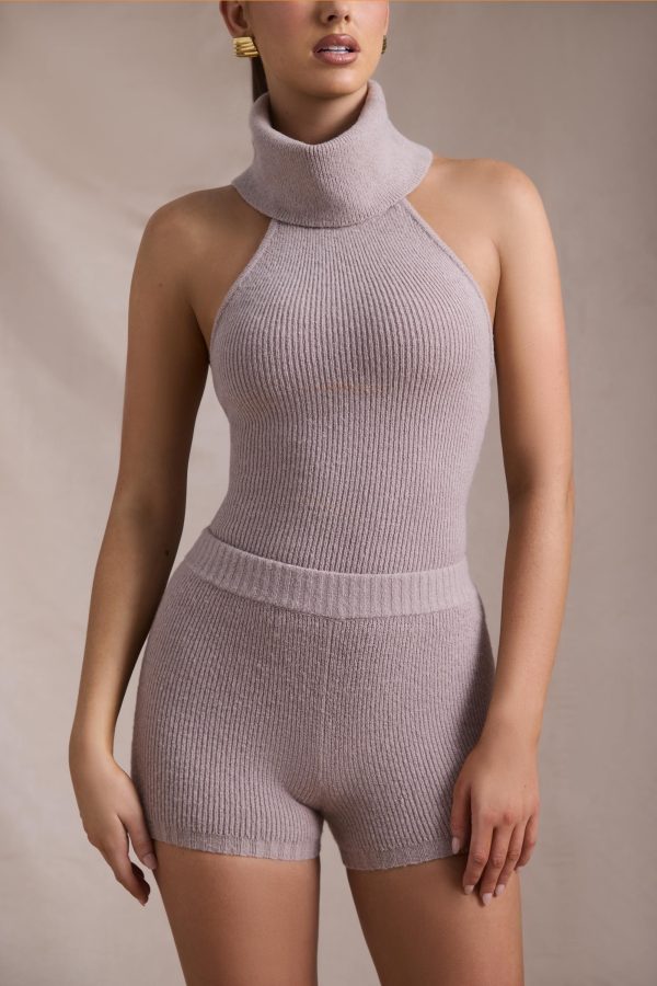sakari-ribbed-knit-turtleneck-backless-top-taupe_6_250110044357.jpg