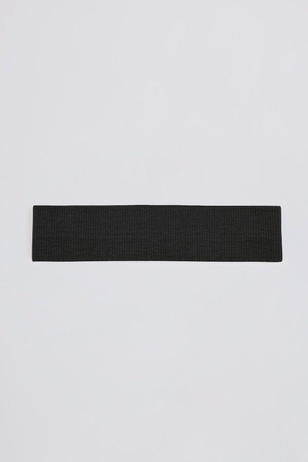 sleek-seamless-rib-headband-jet-black_3_250225065058.jpg