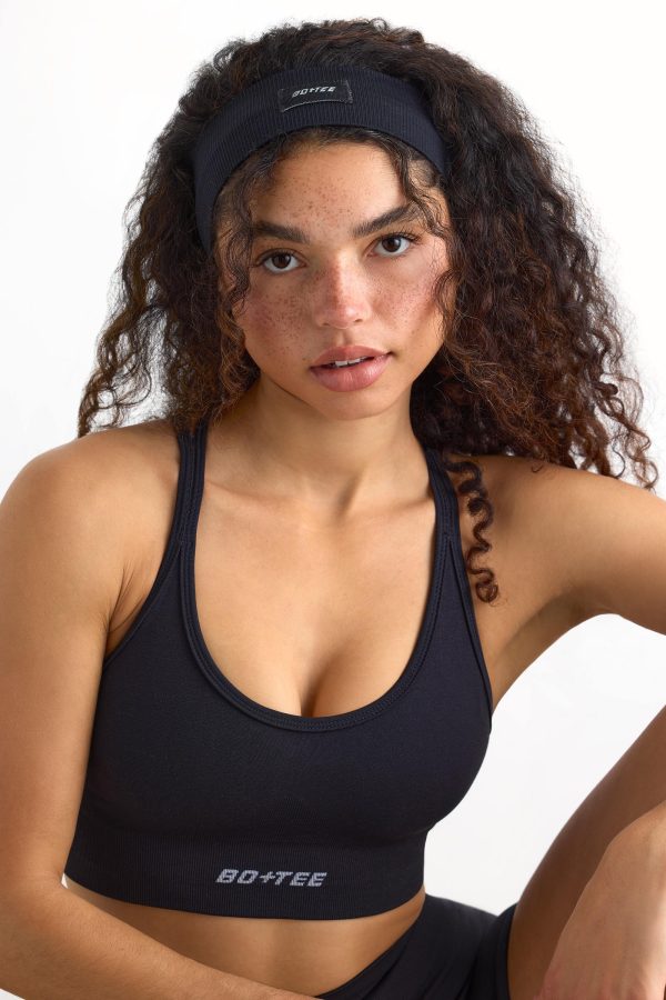 sleek-seamless-rib-headband-jet-black_5_250225065058.jpg