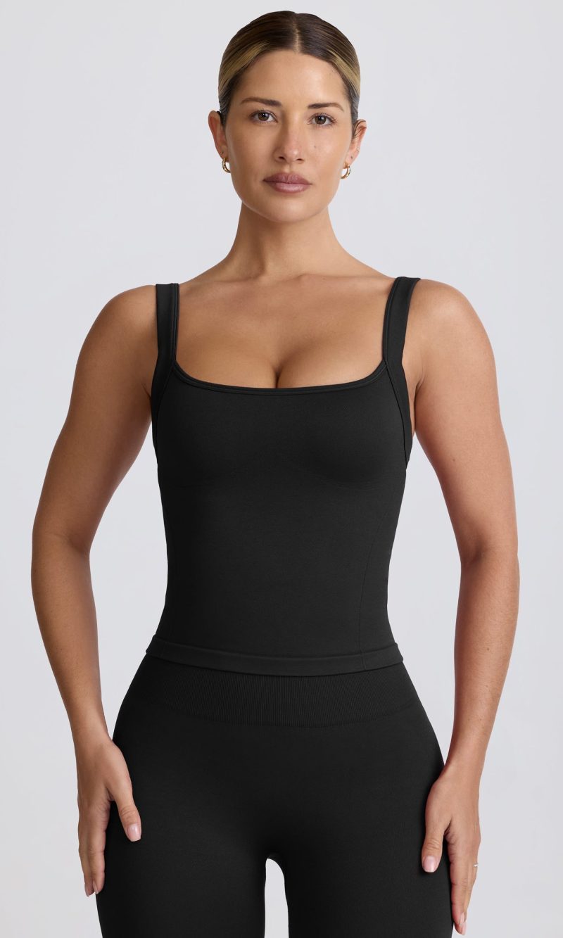 Super Sculpt Seamless Longline Tank Top in Black