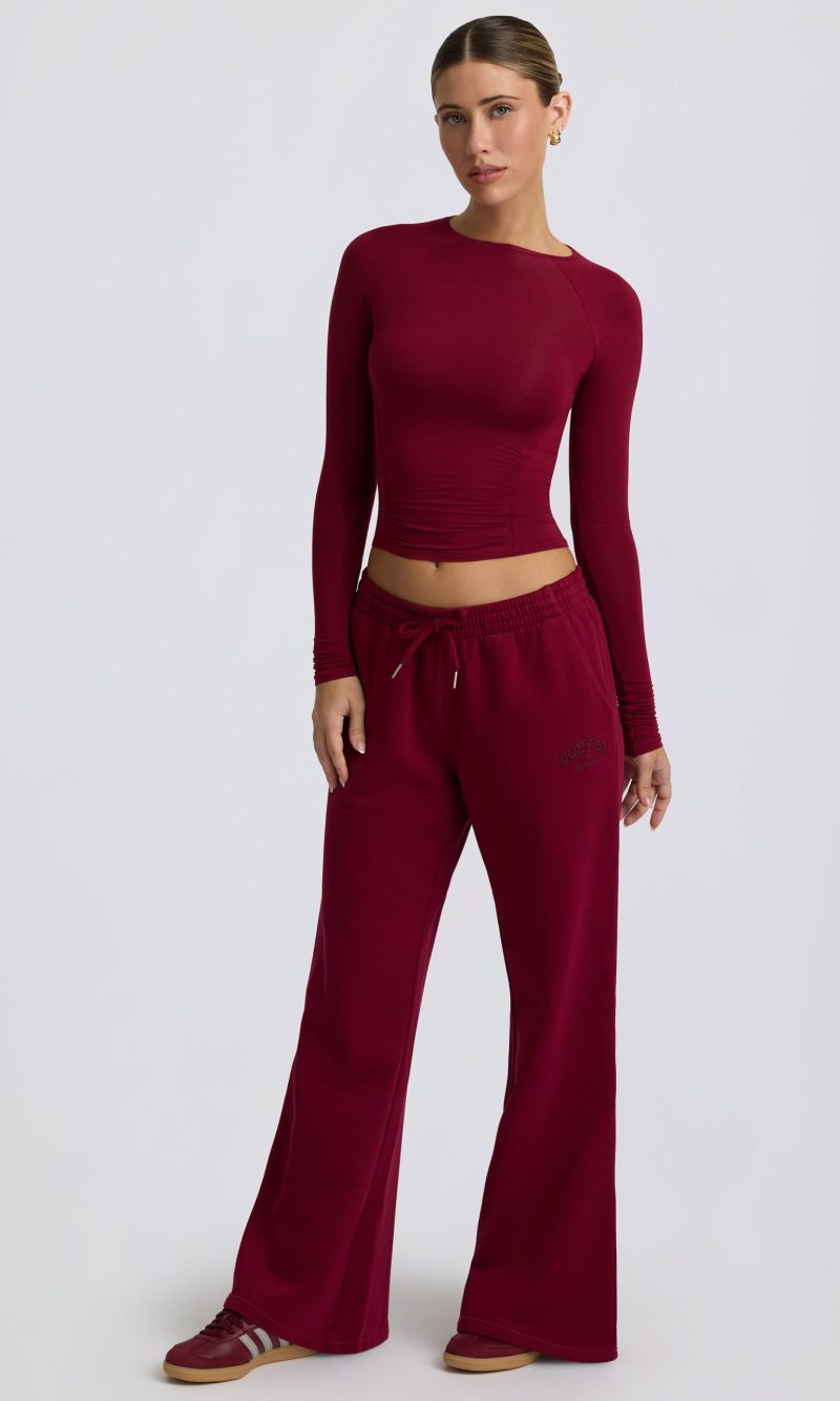 Low-Rise Wide-Leg Joggers in Burgundy
