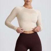 super-sculpt-comeback-season-ruched-side-long-sleeve-top-bone_9_250106024253.jpg