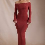 terneigh-ribbed-knit-off-shoulder-maxi-dress-brick-red_7_250110035131.jpg