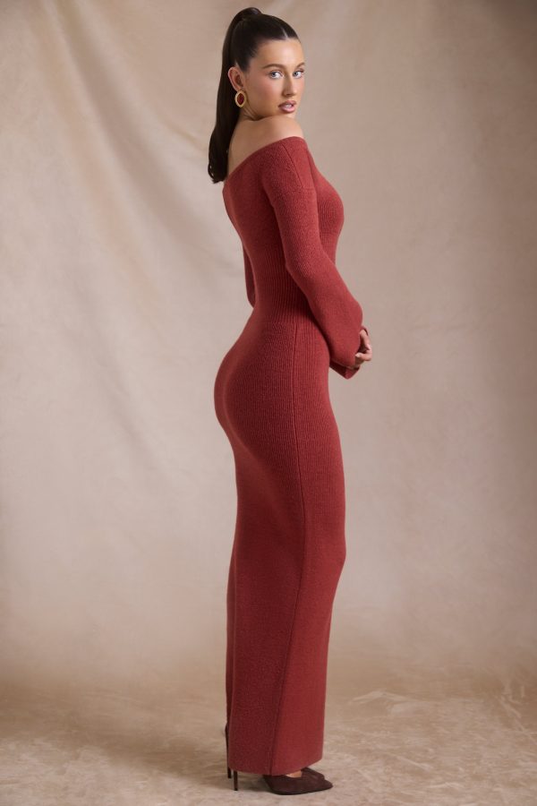 terneigh-ribbed-knit-off-shoulder-maxi-dress-brick-red_8_250110035131.jpg
