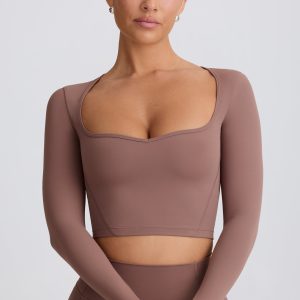 Soft Active Sweetheart-Neck Crop Top in Mocha